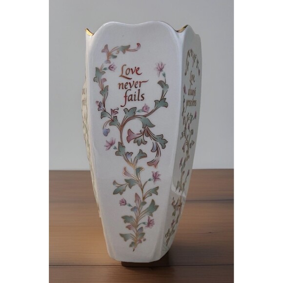 Lenox 6.75" Porcelain 5 Sided Vase Love Always Protects Love Never Fails - Picture 5 of 7